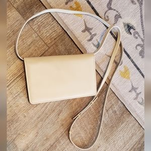 Roles Genuine Leather Card Body Purse NWOT1⚜️🤎⚜️